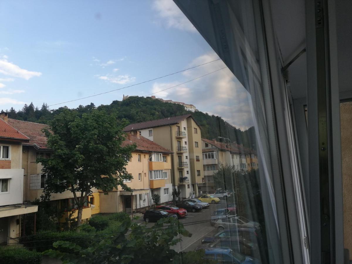 Rosenau Apartment Rîşnov Екстериор снимка