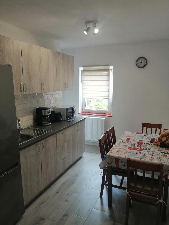 Rosenau Apartment Rîşnov Екстериор снимка